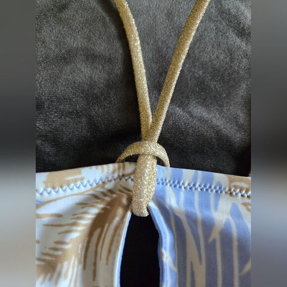 Aerie Keyhole Bikini Top Halter Bandeau Tropical Sz Medium NWT - Picture 8 of 10